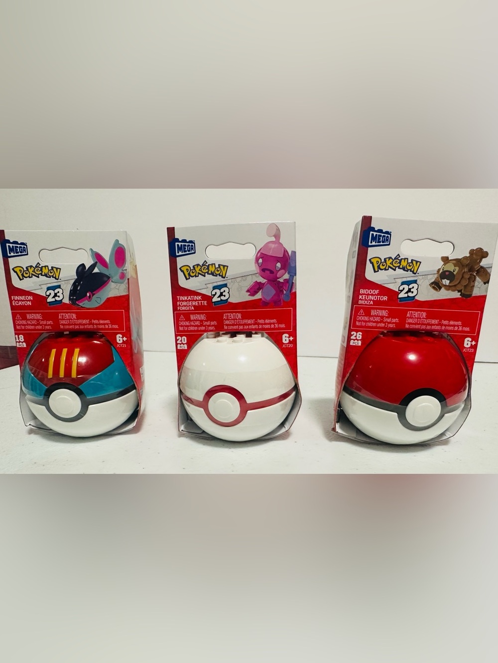 Pokémon Poké Ball Collectible Figures - Set of 3